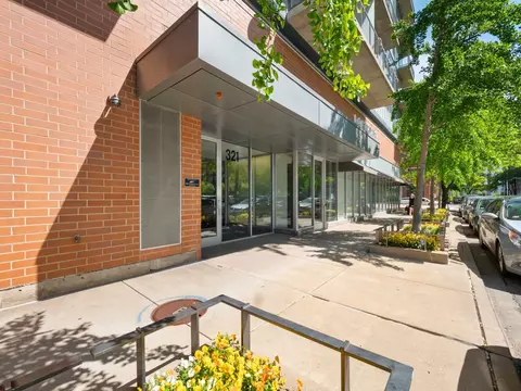 Exterior - 321 S Sangamon St #905, Chicago, IL 60607 photo 4 of 5