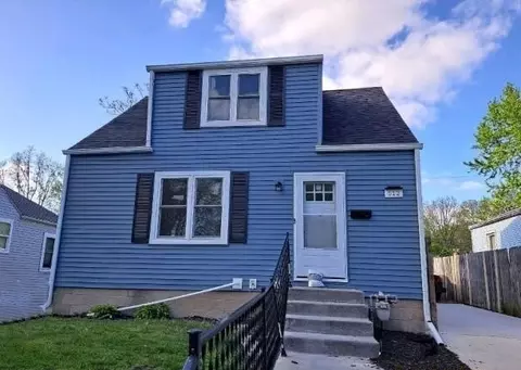 512 W Bradley Ave, Champaign, IL 61820