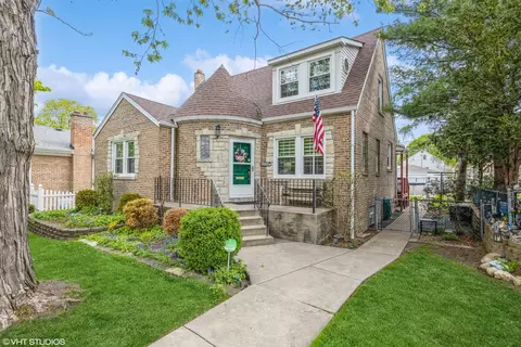 5307 S Neenah Ave, Chicago, IL 60638