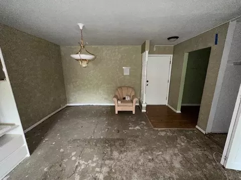 1500 Harbour Dr #1S, Wheeling, IL 60090 photo 4