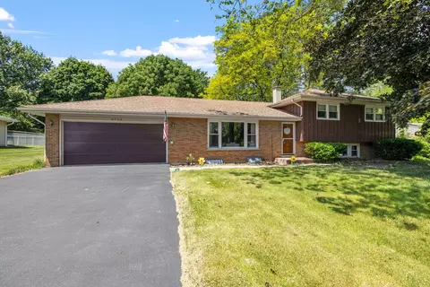 6714 Western Ave, Darien, IL 60561