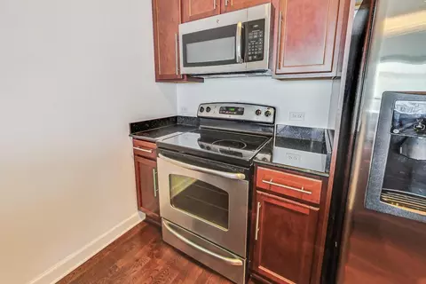 100 E 14th St #2303, Chicago, IL 60605 photo 9