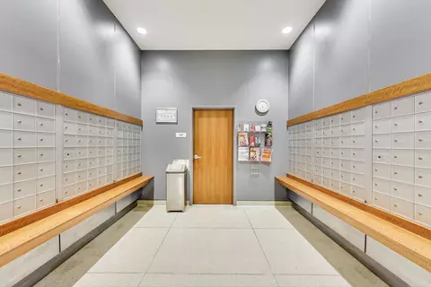 100 E 14th St #2303, Chicago, IL 60605 photo 33