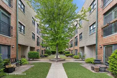 2770 N Wolcott Ave #I, Chicago, IL 60614