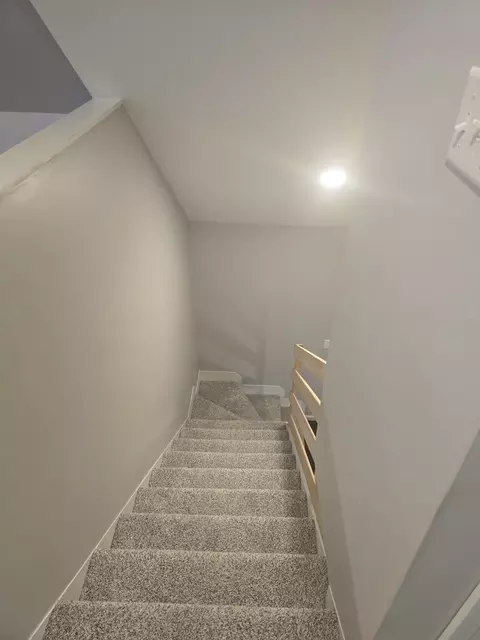 Entry Way - 1008 E Adams St, Macomb, IL 61455 photo 3 of 3