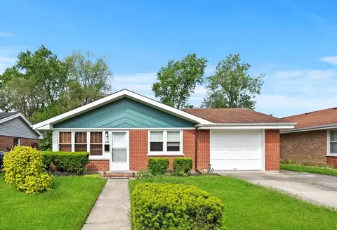 3128 Florence Ave, Steger, IL 60475