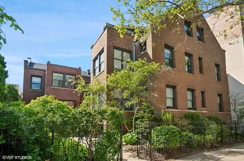 617 W Cornelia Ave #1, Chicago, IL 60657
