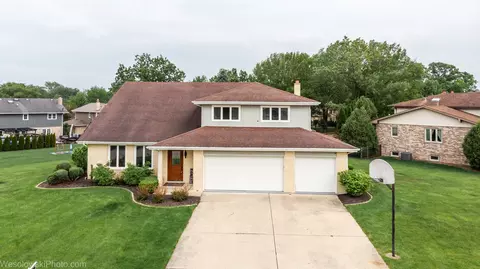13601 S Shannon Dr, Homer Glen, IL 60491
