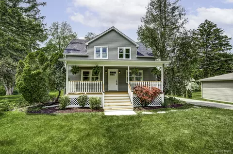 5248 Fairview Ave, Downers Grove, IL 60515