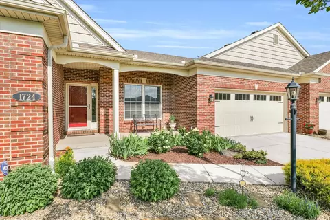 1724 Whisper Meadow Ln #1724, Mahomet, IL 61853