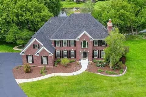 7 N830 Columbine E Rd, Saint Charles, IL 60175