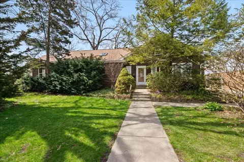 175 S Western Ave, Aurora, IL 60506