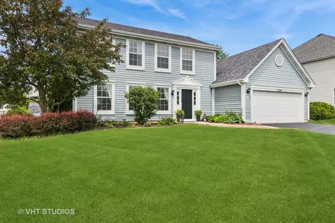 1219 Easton Dr, Carol Stream, IL 60188