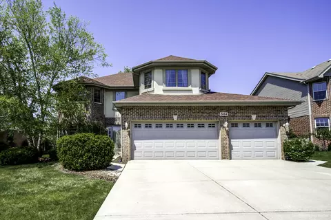 8164 W Rosebury Dr, Frankfort, IL 60423