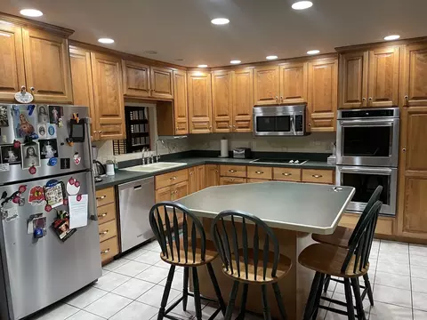 Kitchen - 2110 13th St, Peru, IL 61354 photo 6 of 8