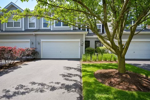 11 W Grove St, Lombard, IL 60148