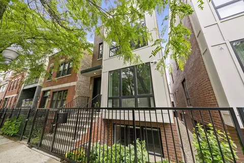 2223 W Lyndale St, Chicago, IL 60647