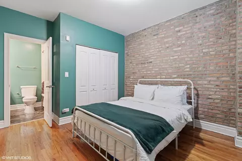 Bedroom - 536 E 44th St #2, Chicago, IL 60653 photo 2 of 3