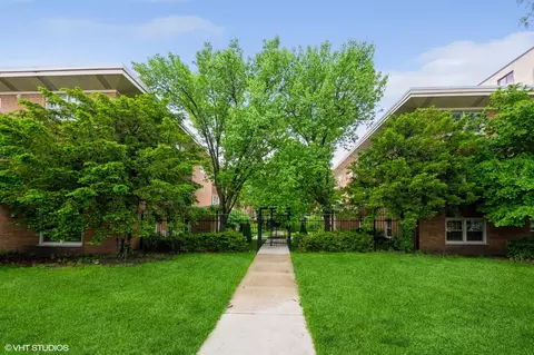 7528 N Ridge Ave #2E, Chicago, IL 60645