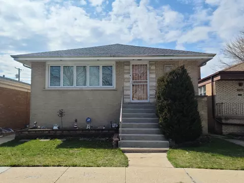 3712 S 61st Ct, Cicero, IL 60804