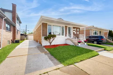 12857 S Aberdeen St, Calumet Park, IL 60827