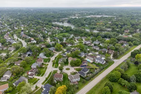 View/Area - 5185 Barcroft Dr, Hoffman Estates, IL 60010 photo 3 of 3