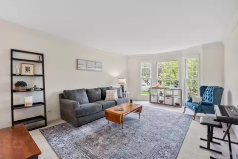 331 Redwood Ct, Wheaton, IL 60189 photo 8