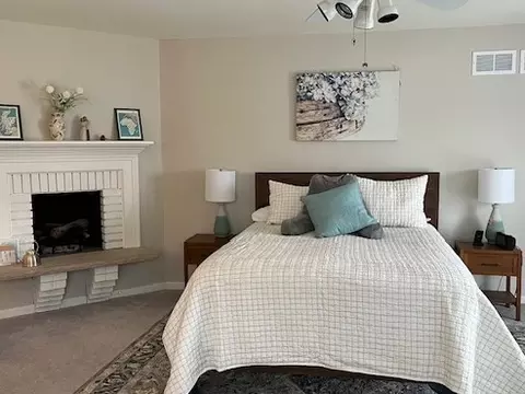 331 Redwood Ct, Wheaton, IL 60189 photo 12