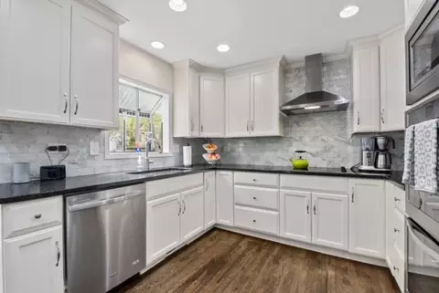 331 Redwood Ct, Wheaton, IL 60189 photo 7