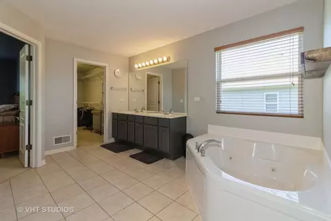 12406 Blue Iris Ln, Plainfield, IL 60585 photo 13