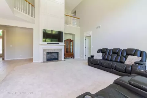12406 Blue Iris Ln, Plainfield, IL 60585 photo 6