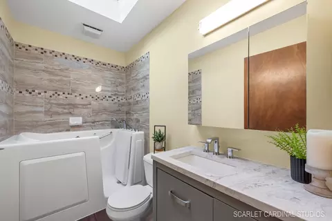 1102 Wakeman Ave, Wheaton, IL 60187 photo 7