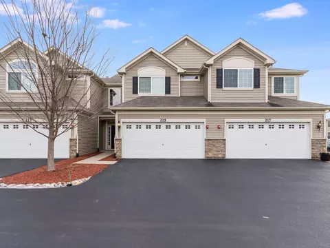 215 Owen St, Matteson, IL 60443