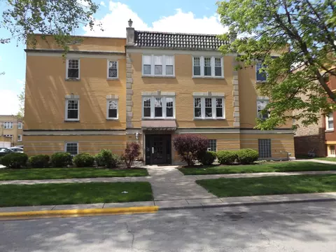 1944 S Wesley Ave #101, Berwyn, IL 60402