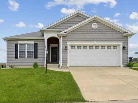 1807 Hillshire Dr, Urbana, IL 61802