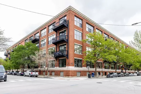 1040 W Adams St #470, Chicago, IL 60607