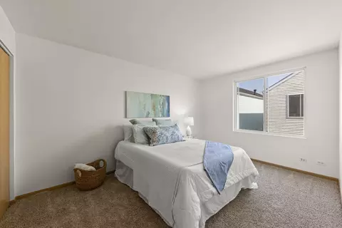 Bedroom - 897 Symphony Dr, Aurora, IL 60504 photo 1 of 6