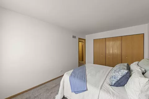 Bedroom - 897 Symphony Dr, Aurora, IL 60504 photo 2 of 6