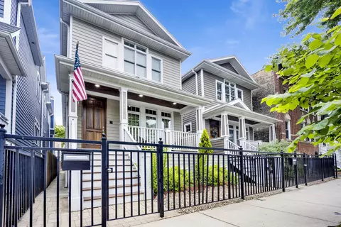 3453 N Oakley Ave, Chicago, IL 60618