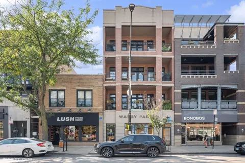 3432 N Southport Ave #PH, Chicago, IL 60657