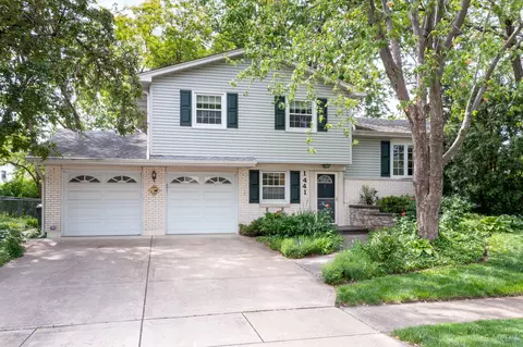 1441 Worden Way, Elk Grove Village, IL 60007