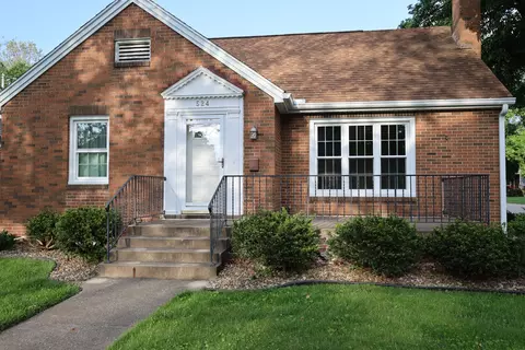 524 Kreitzer Ave, Bloomington, IL 61701