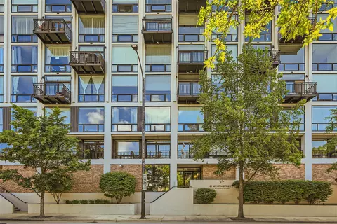 61 W 15th St #601, Chicago, IL 60605