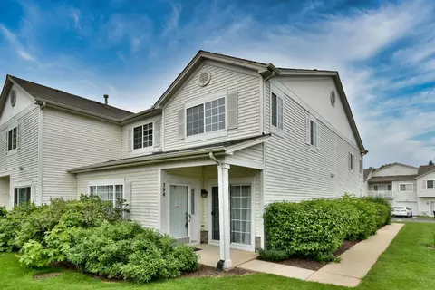 194 Heather Glen Dr #194, Aurora, IL 60504
