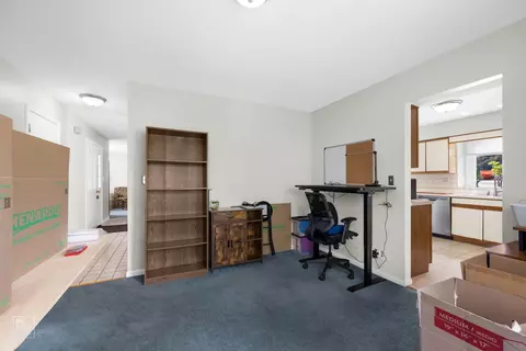 720 Small Ct, Naperville, IL 60563 photo 9