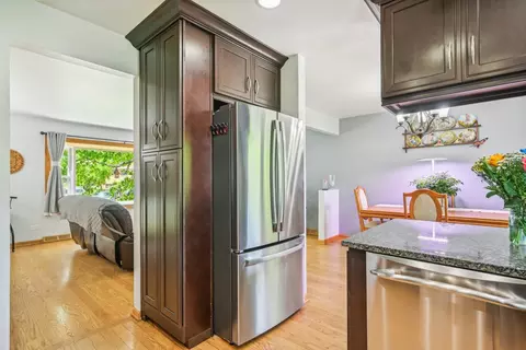 Kitchen - 1460 Marcy Ln, Wheeling, IL 60090 photo 3 of 4