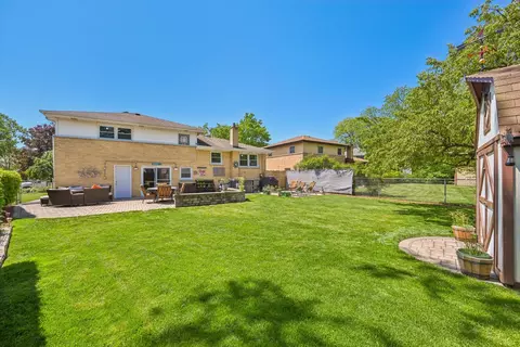 Exterior - 1460 Marcy Ln, Wheeling, IL 60090 photo 5 of 8