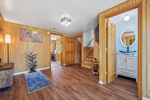 Entry Way - 1460 Marcy Ln, Wheeling, IL 60090 photo 1 of 1