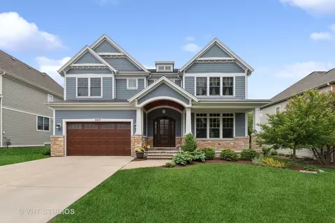 863 W Brookside St, Palatine, IL 60067