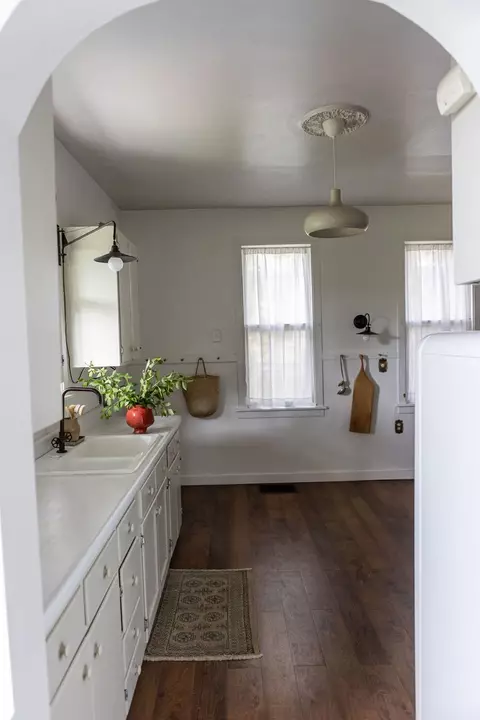 Kitchen - 408 N Spring St, Elgin, IL 60120 photo 2 of 5